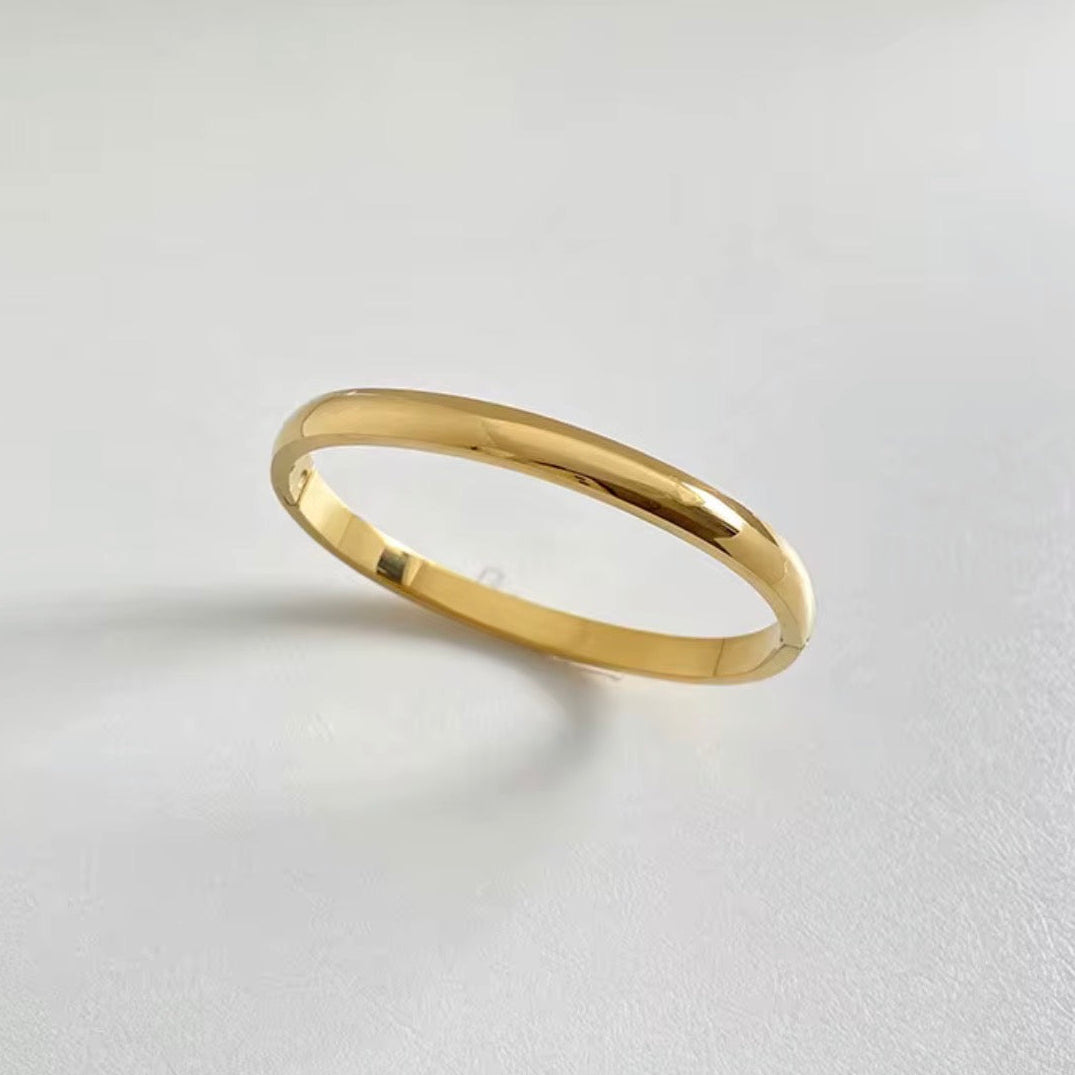 Smooth Bangle Bracelet