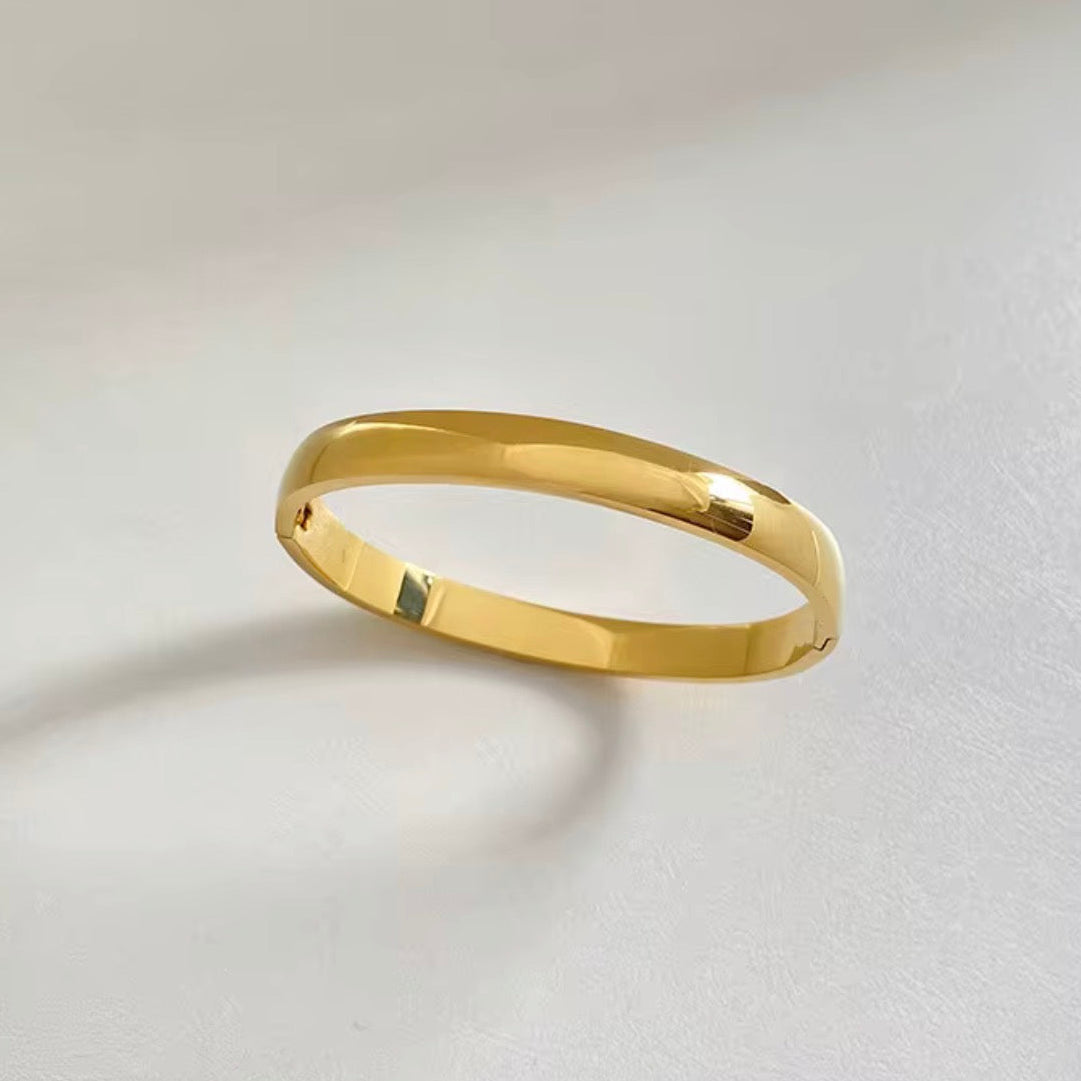 Smooth Bangle Bracelet
