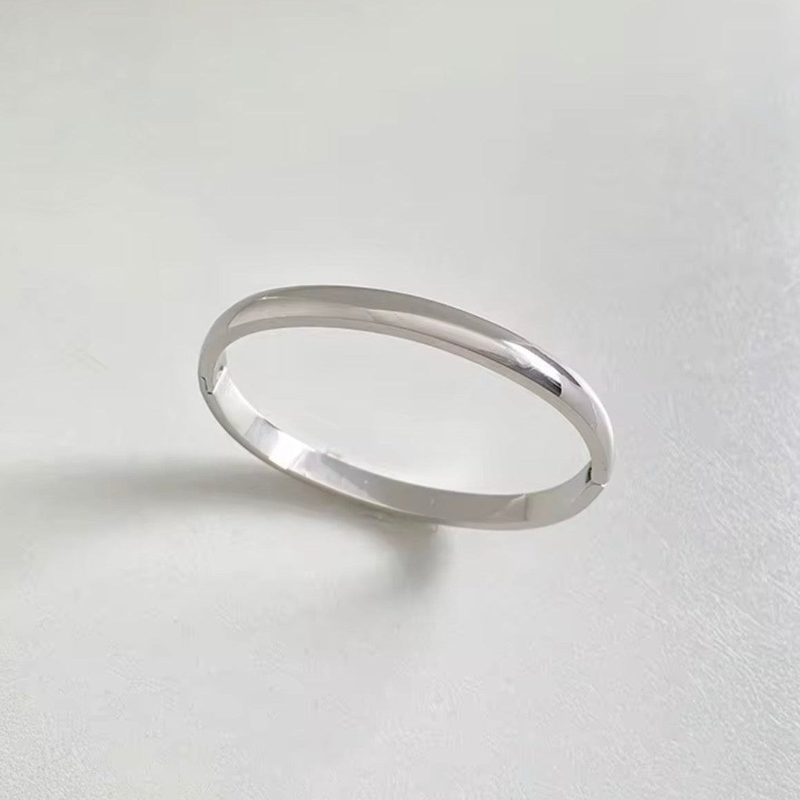 Smooth Bangle Bracelet