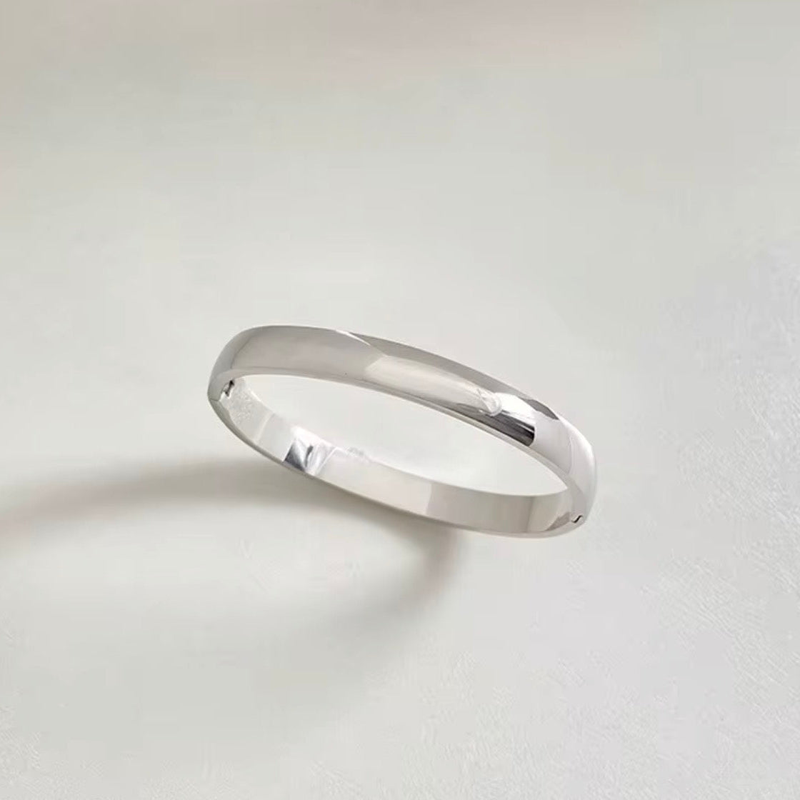 Smooth Bangle Bracelet
