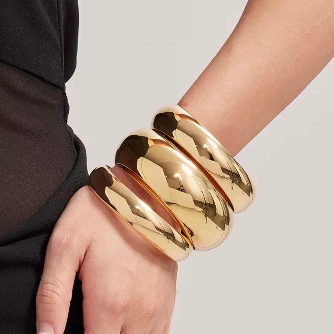 Smooth Bangle Bracelet