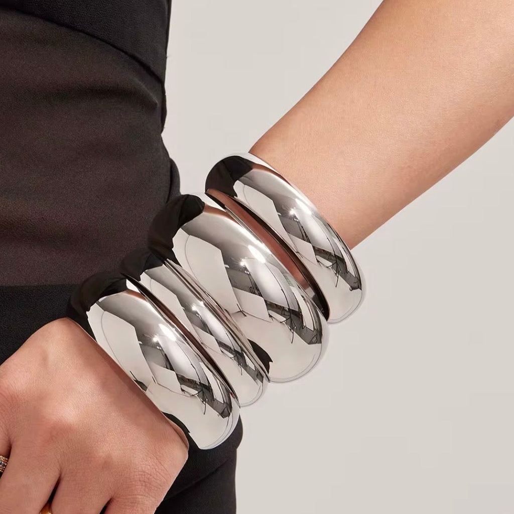 Smooth Bangle Bracelet